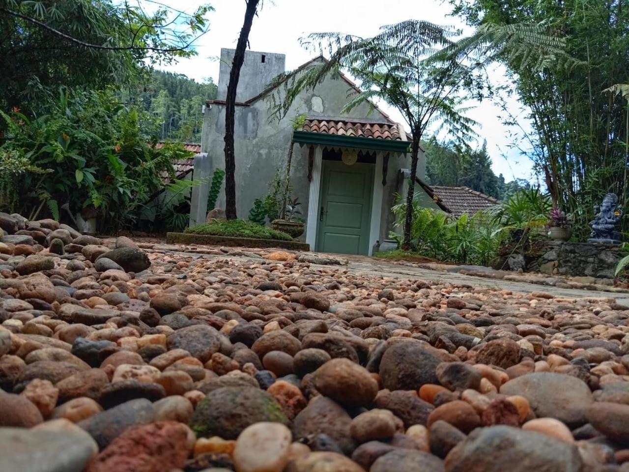 Jansen'S Bungalow Sinharaja Rainforest Retreat Kudawe Extérieur photo